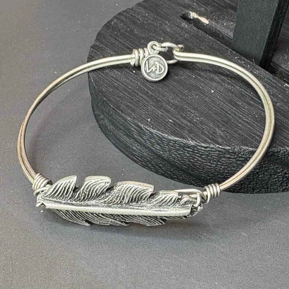 Luca & Danni Silver Feather Bracelet Handmade Bracelet Wire Bracelet Boho